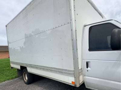 2021 Ford E-Series Cutaway E-350 SRW 138" WB