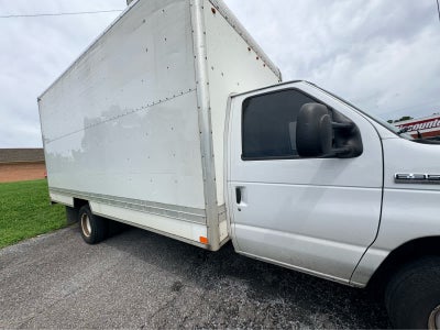 2021 Ford E-Series Cutaway E-350 SRW 138" WB