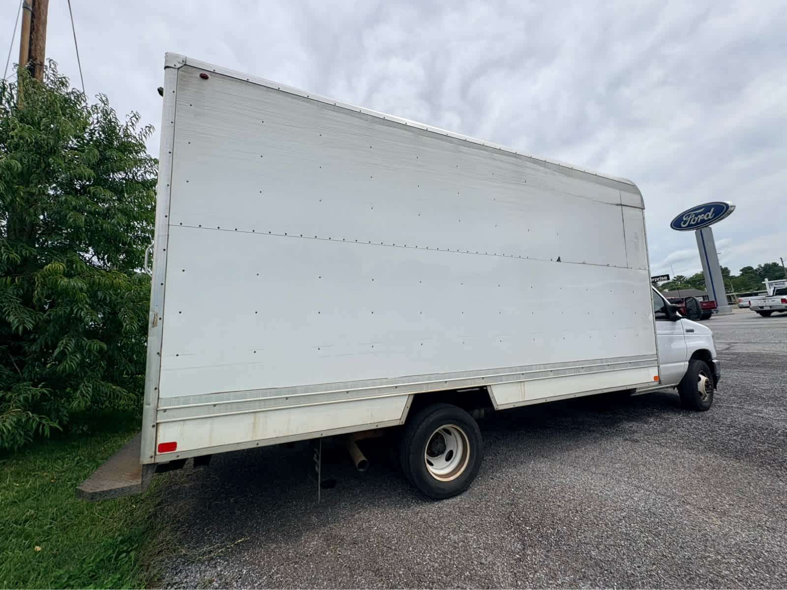 2021 Ford E-Series Cutaway E-350 SRW 138" WB