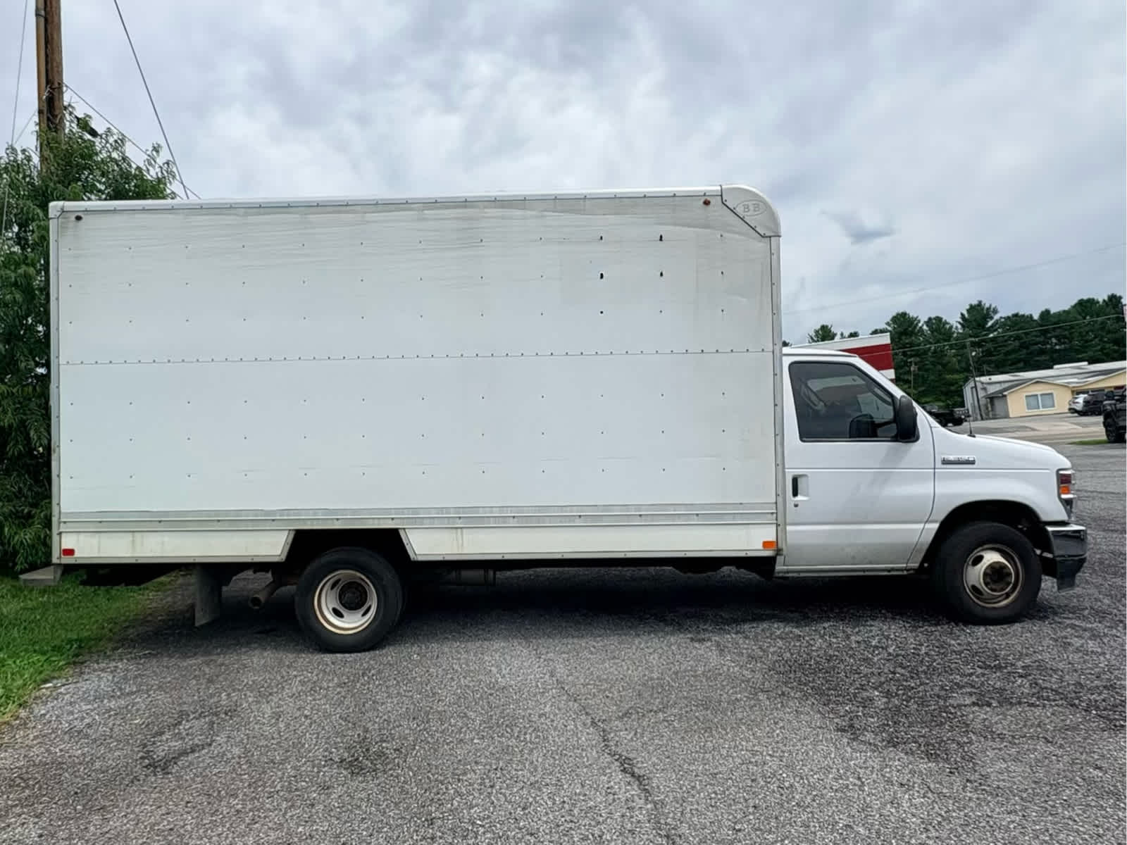 2021 Ford E-Series Cutaway E-350 SRW 138" WB
