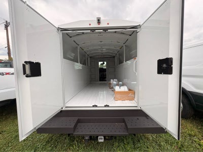 2026 Ford E-Series Cutaway E-350 SRW