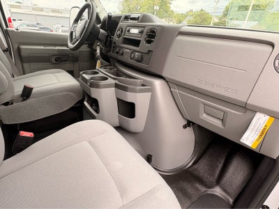 2026 Ford E-Series Cutaway E-350 SRW