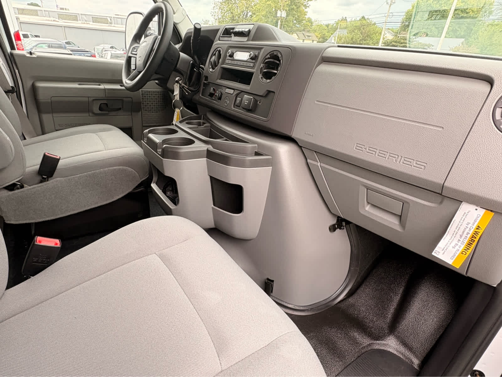 2026 Ford E-Series Cutaway E-350 SRW