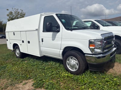 2026 Ford E-Series Cutaway E-350 SRW