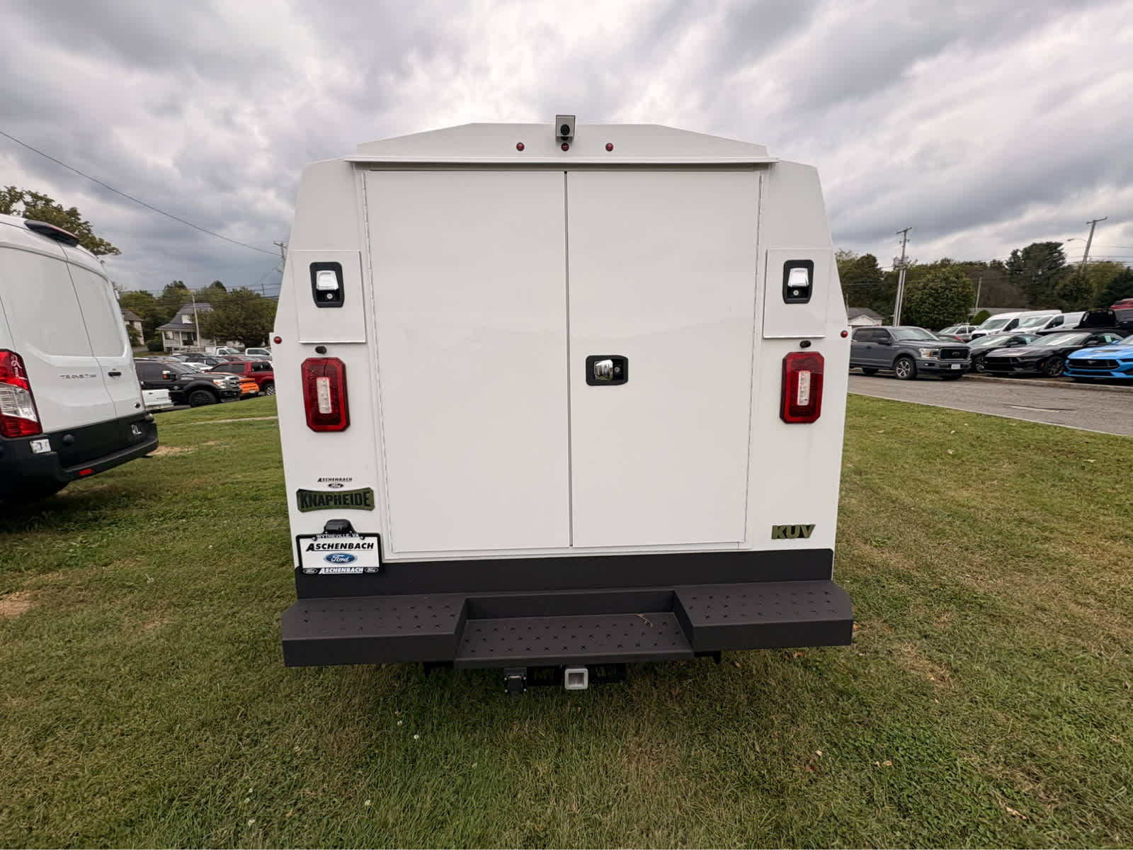 2026 Ford E-Series Cutaway E-350 SRW