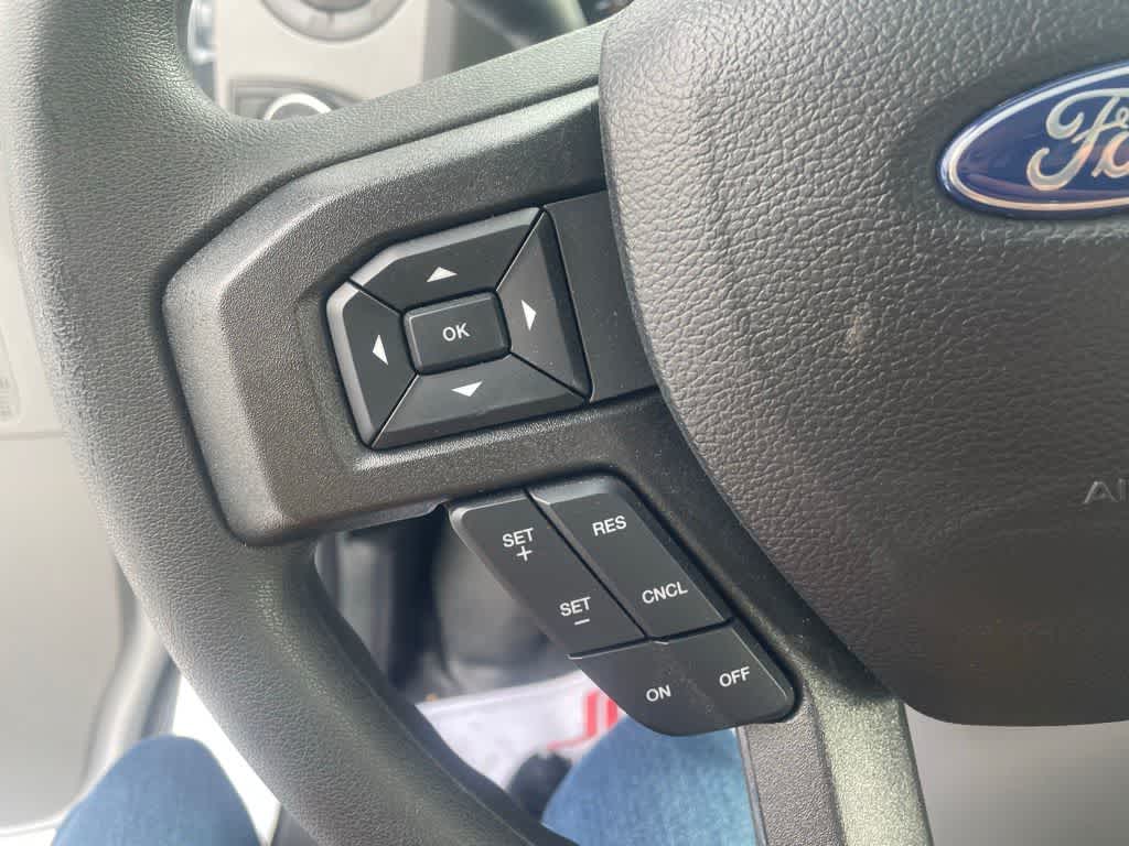 2024 Ford E-Series Cutaway E-450 DRW