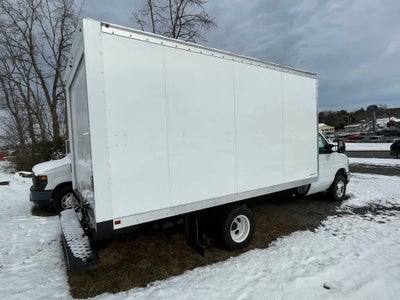 2024 Ford E-Series Cutaway E-450 DRW