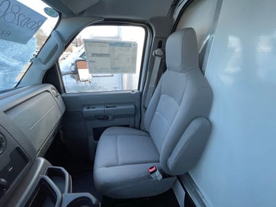 2024 Ford E-Series Cutaway E-450 DRW