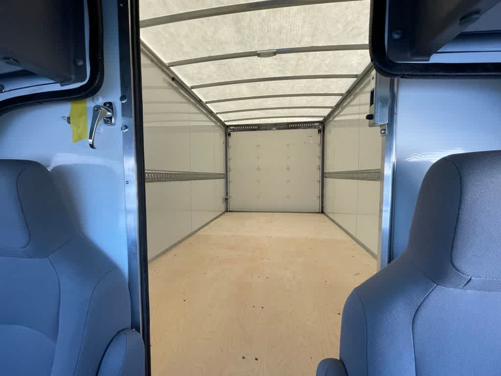 2024 Ford E-Series Cutaway E-450 DRW