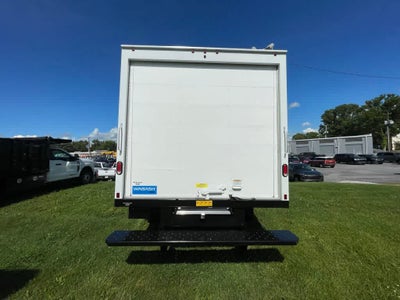2024 Ford E-Series Cutaway E-450 DRW