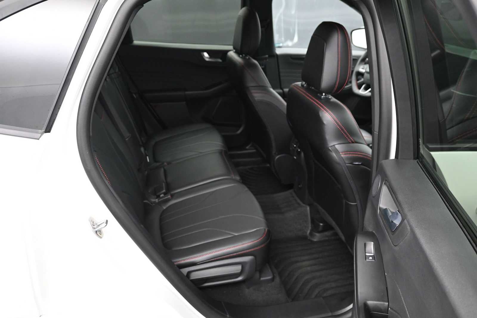 2025 Ford Escape ST-Line Elite