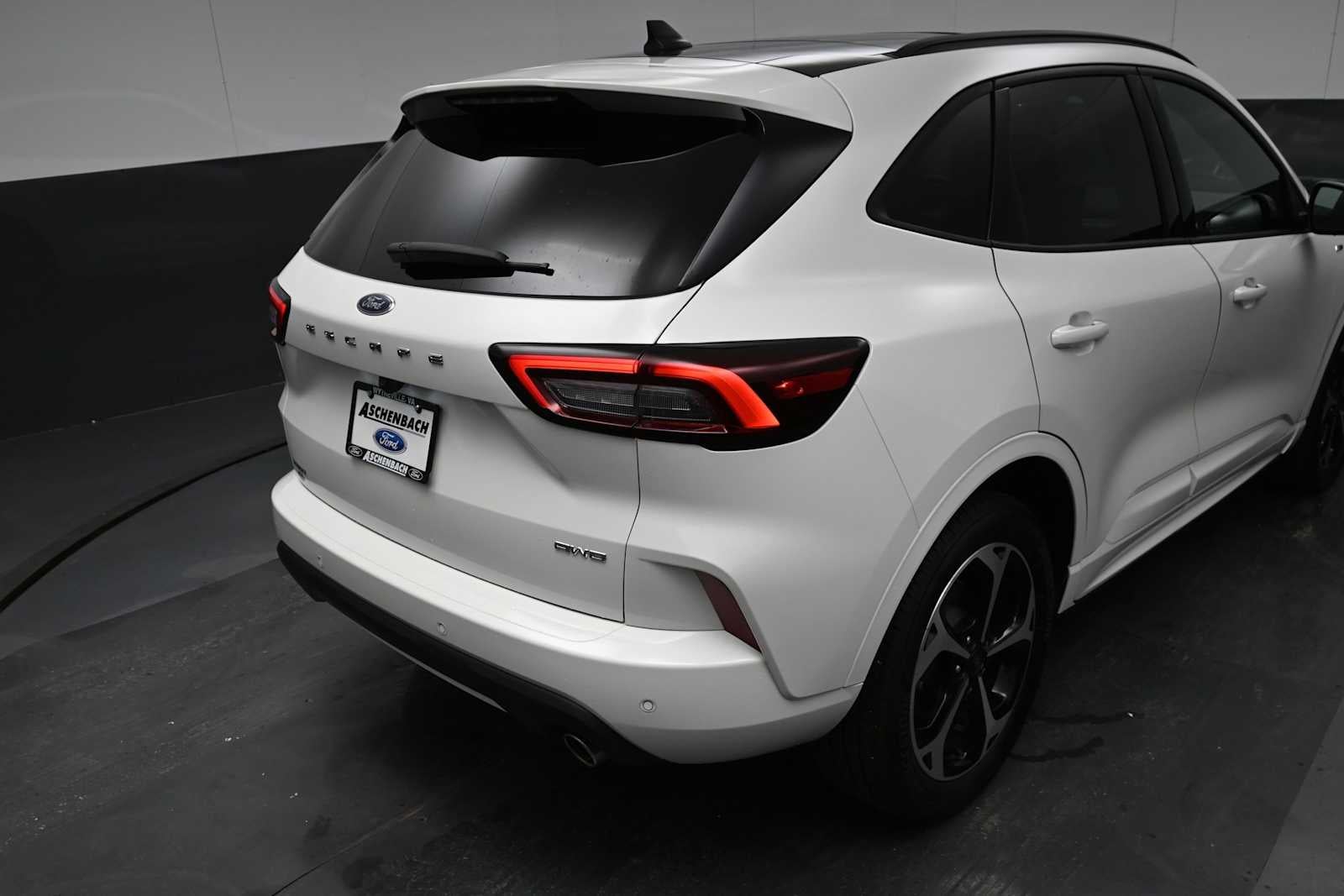 2025 Ford Escape ST-Line Elite