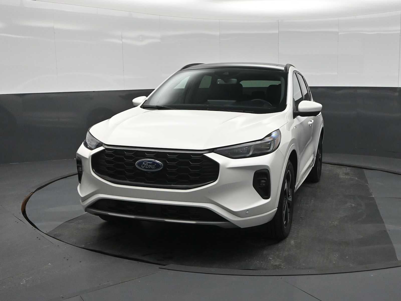 2025 Ford Escape ST-Line Elite