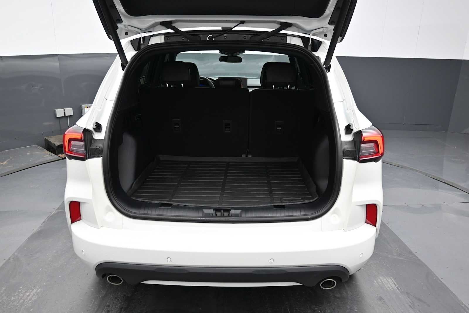 2025 Ford Escape ST-Line Elite