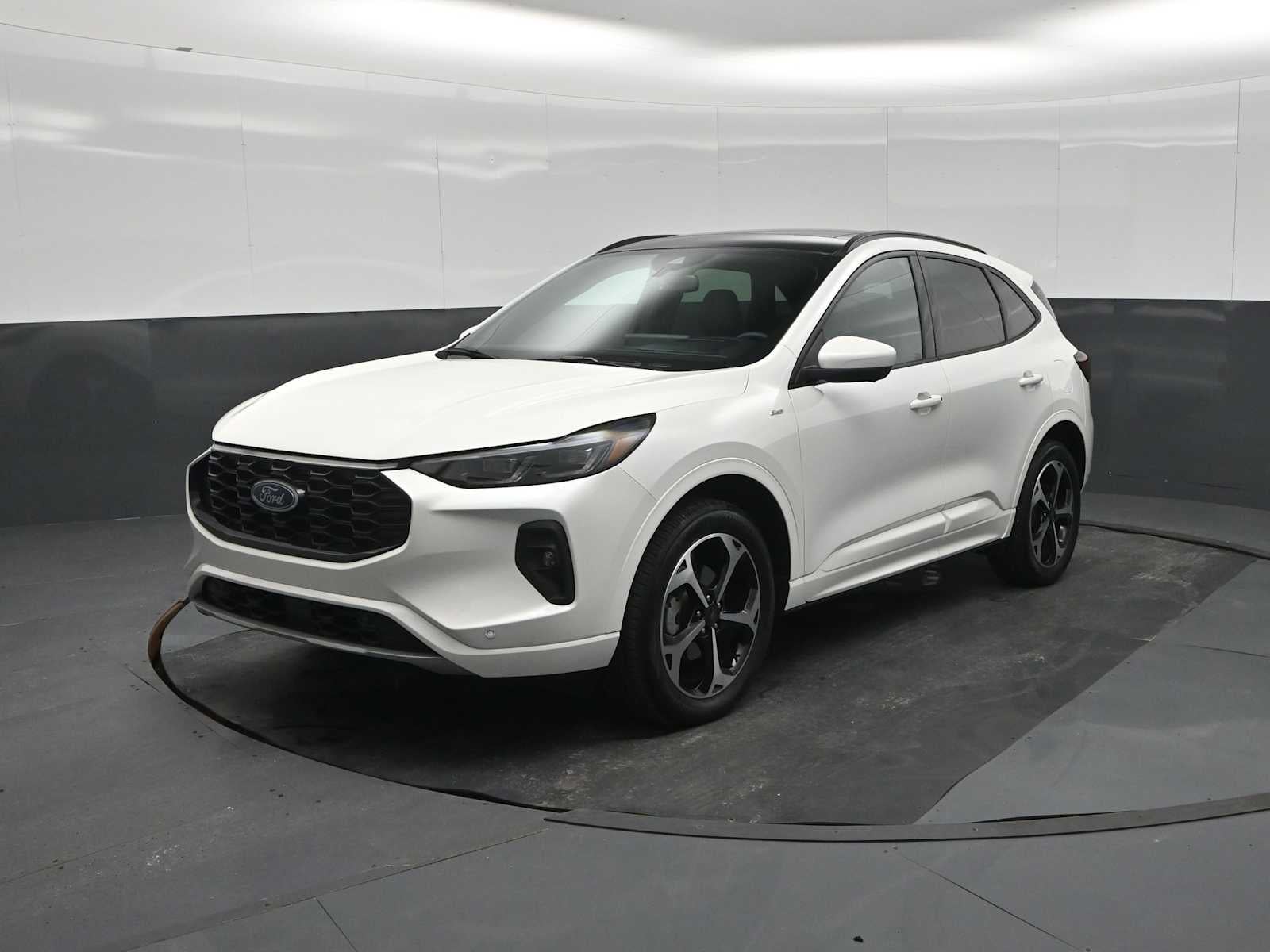 2025 Ford Escape ST-Line Elite