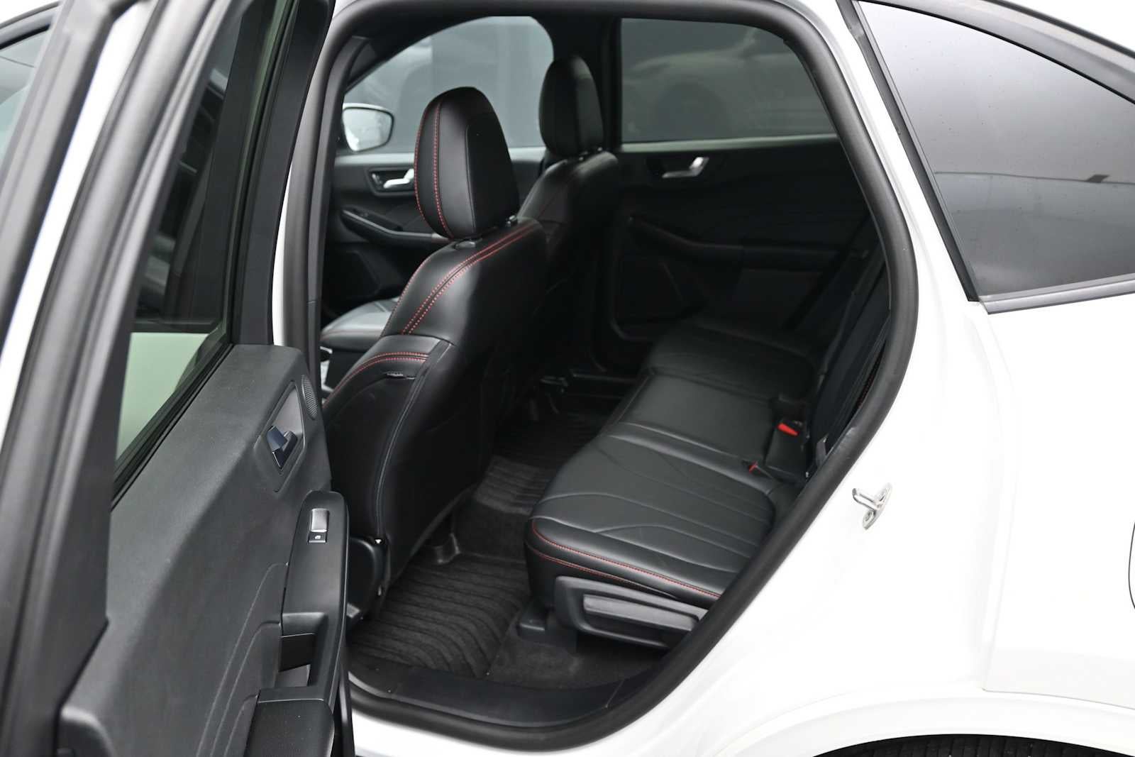 2025 Ford Escape ST-Line Elite