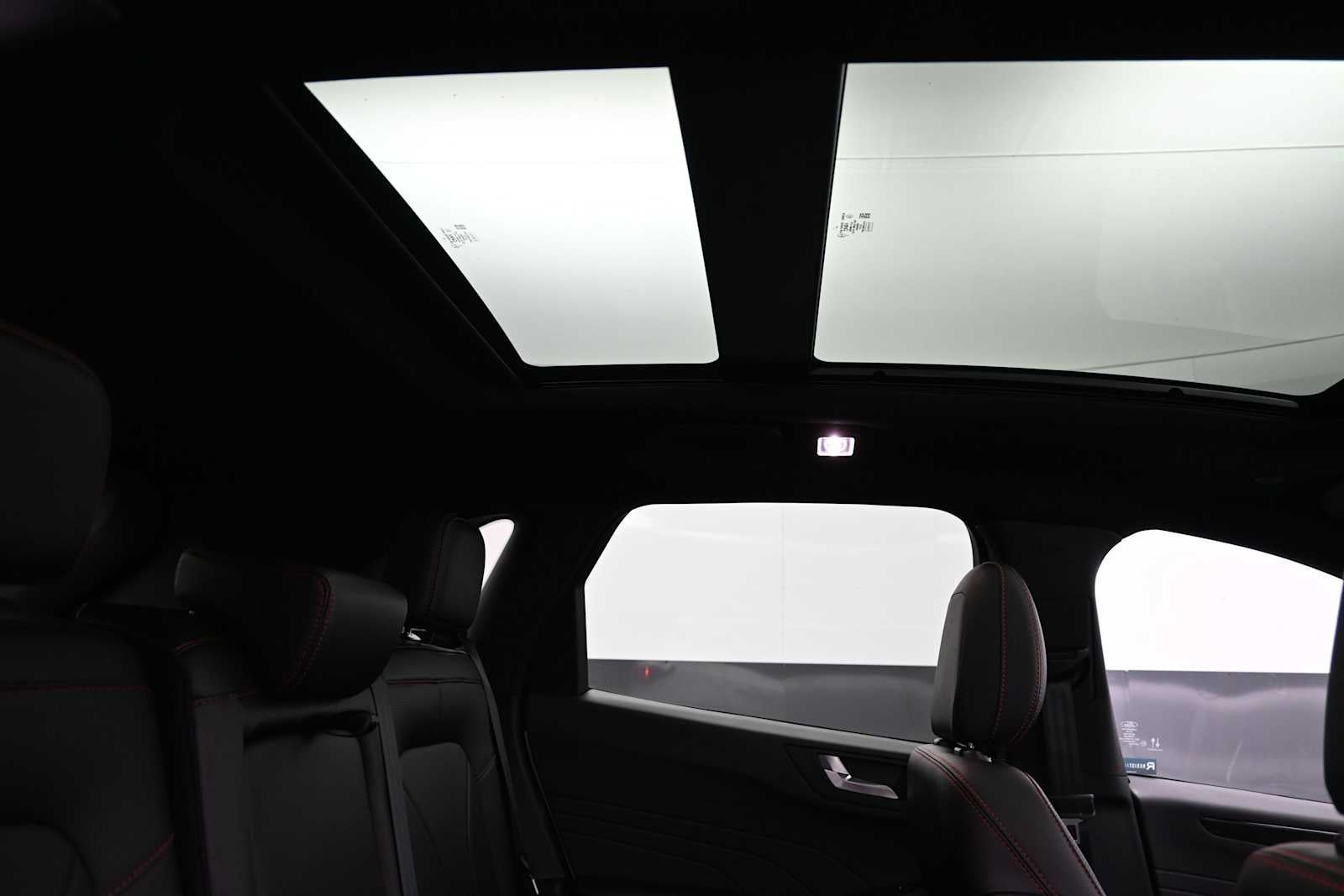 2025 Ford Escape ST-Line Elite