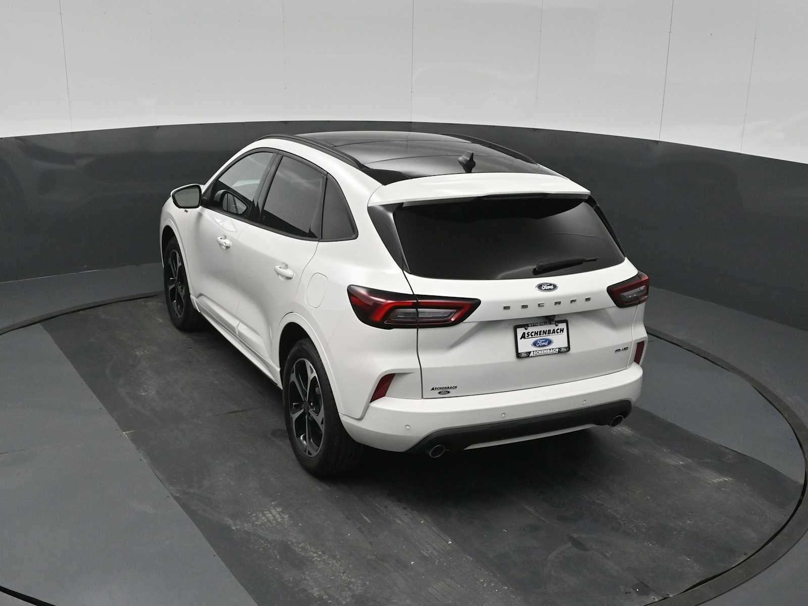 2025 Ford Escape ST-Line Elite