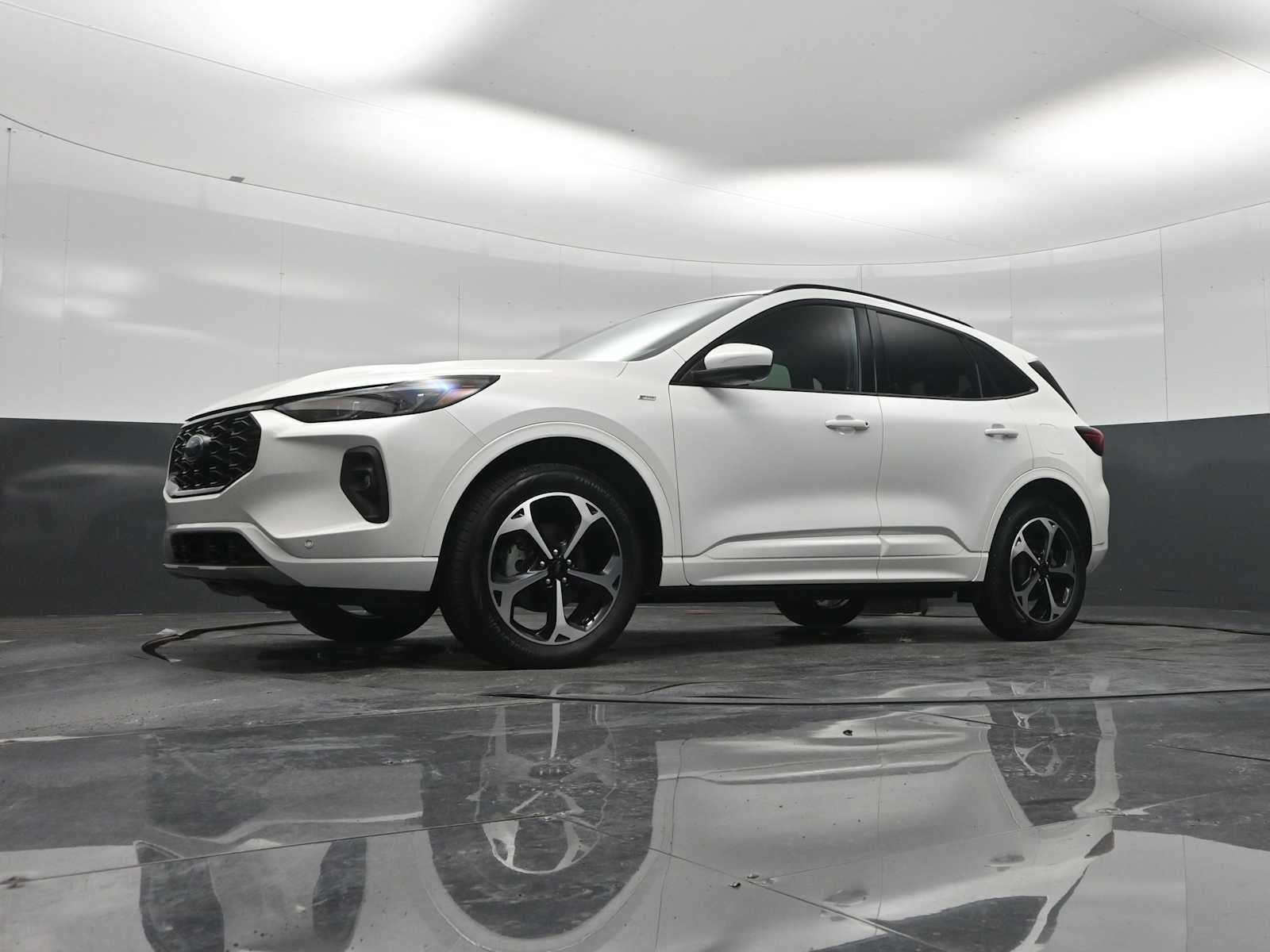 2025 Ford Escape ST-Line Elite