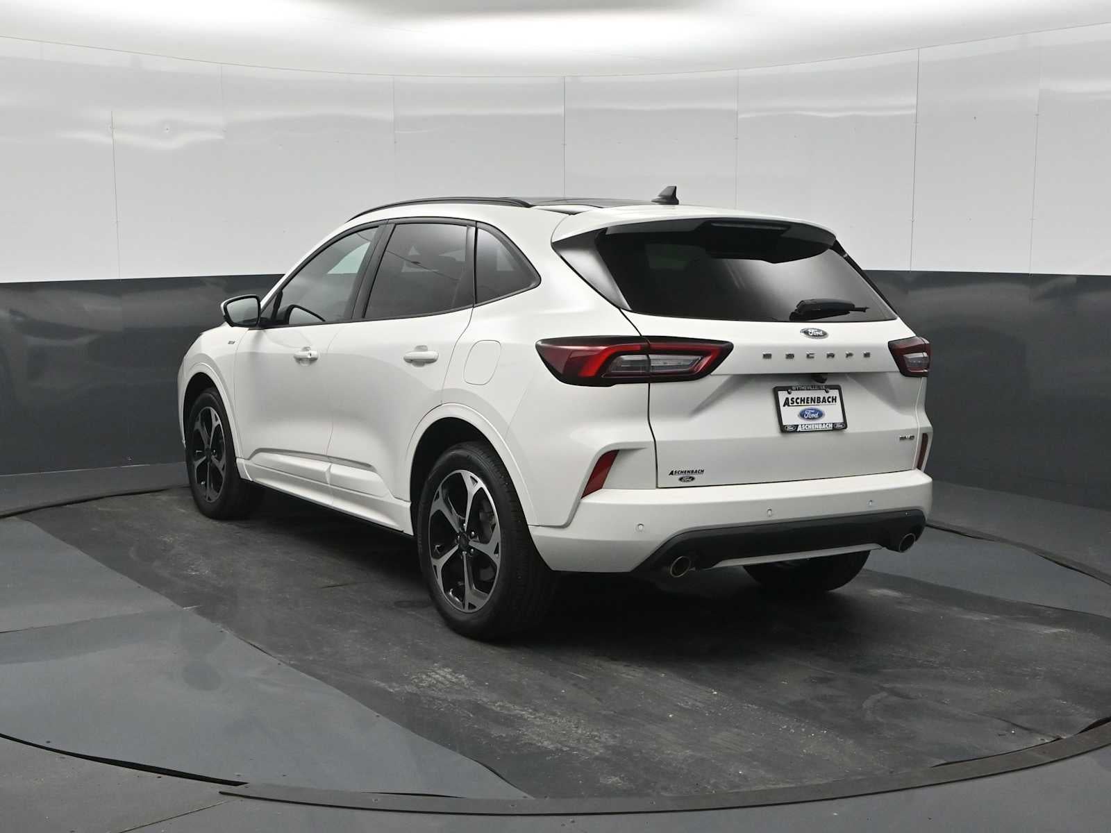 2025 Ford Escape ST-Line Elite