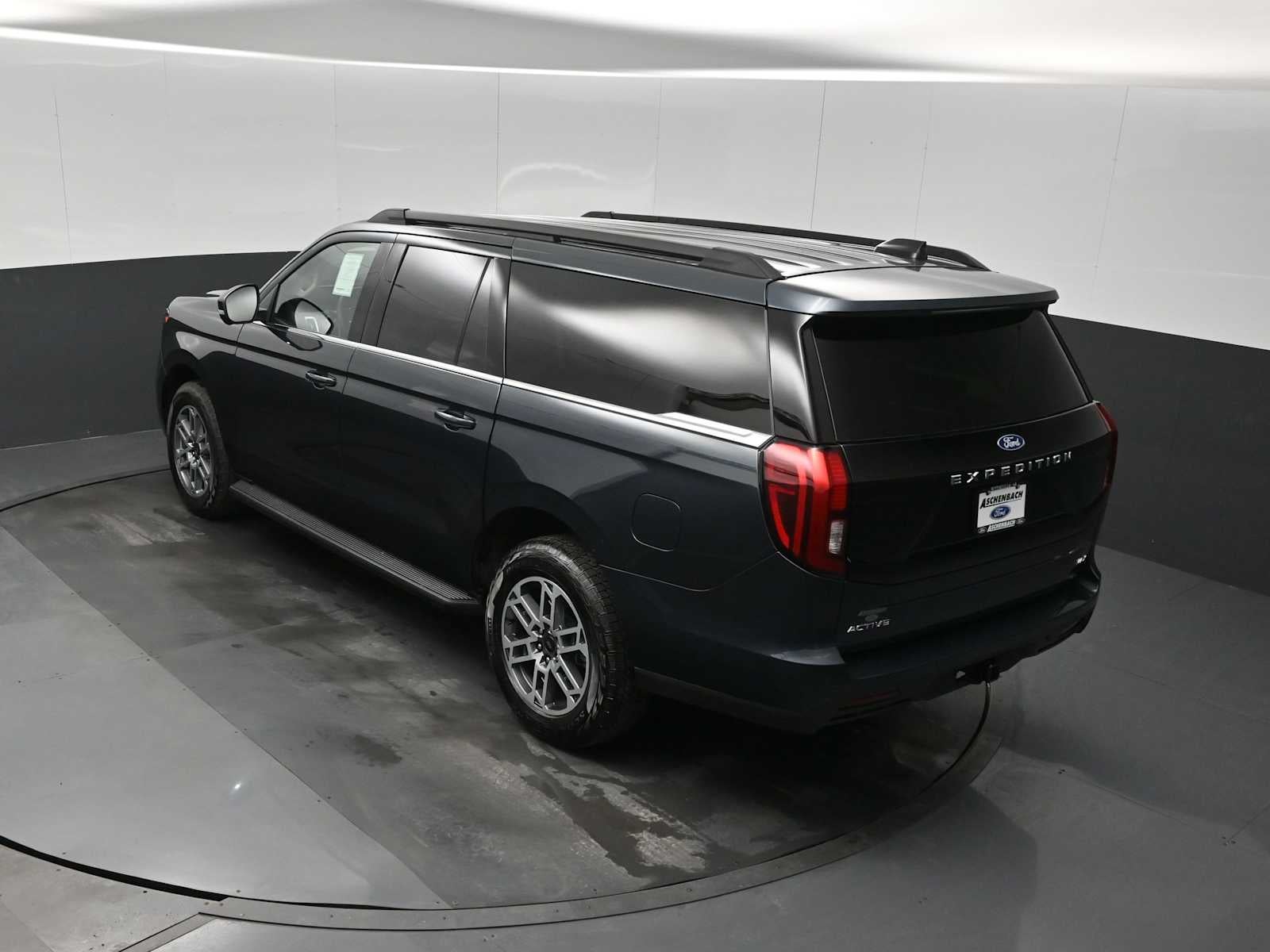 2026 Ford Expedition Max Active