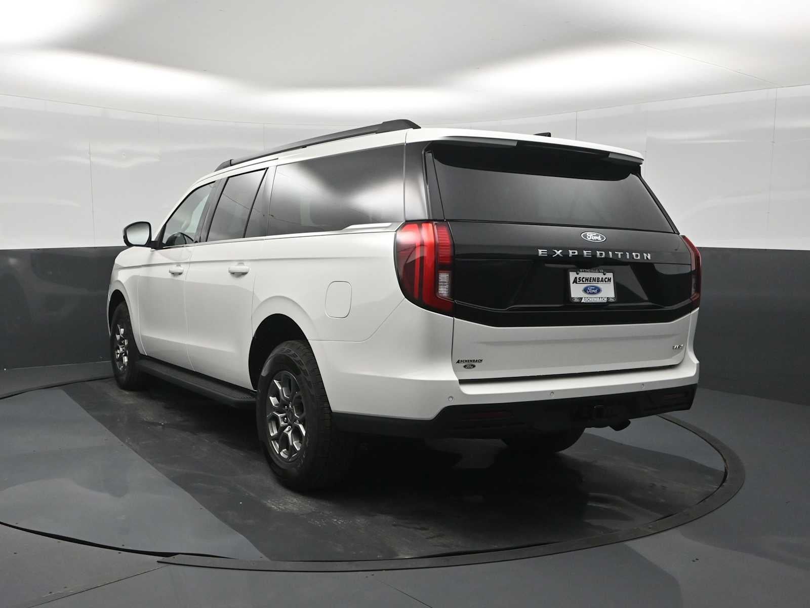 2027 Ford Expedition Max Active