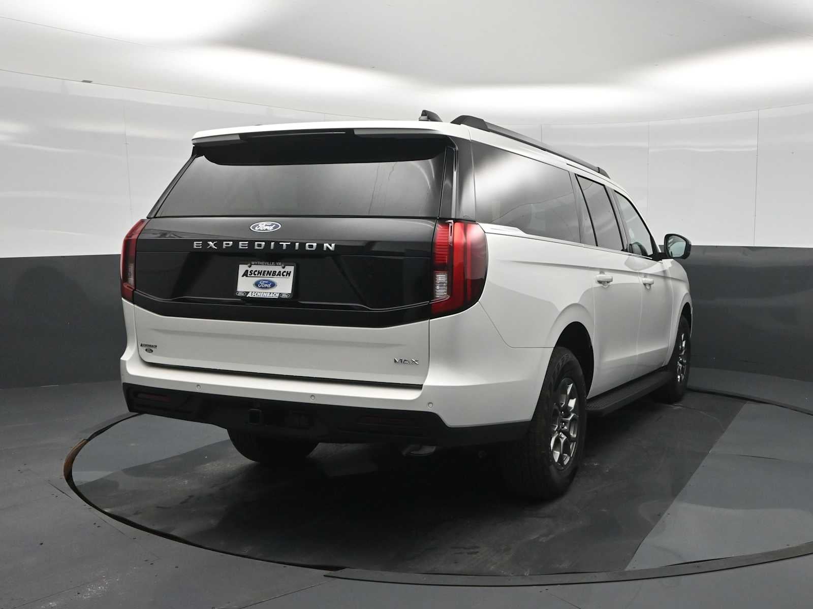 2027 Ford Expedition Max Active