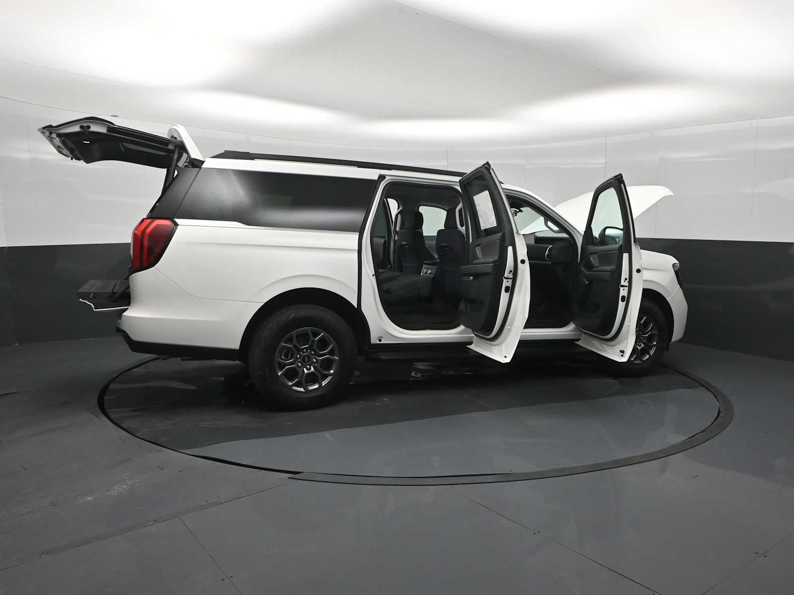 2027 Ford Expedition Max Active