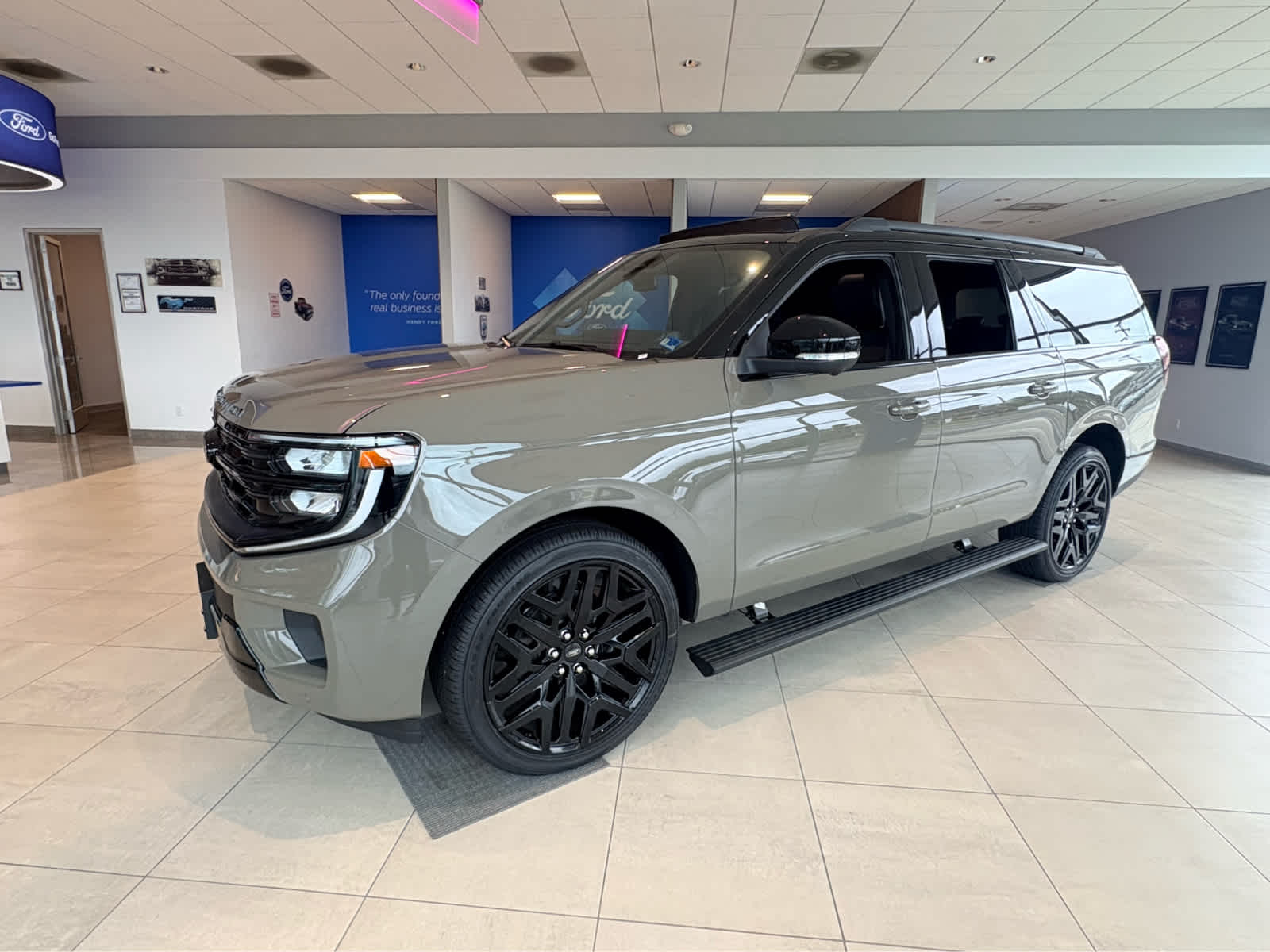 2026 Ford Expedition Max Platinum