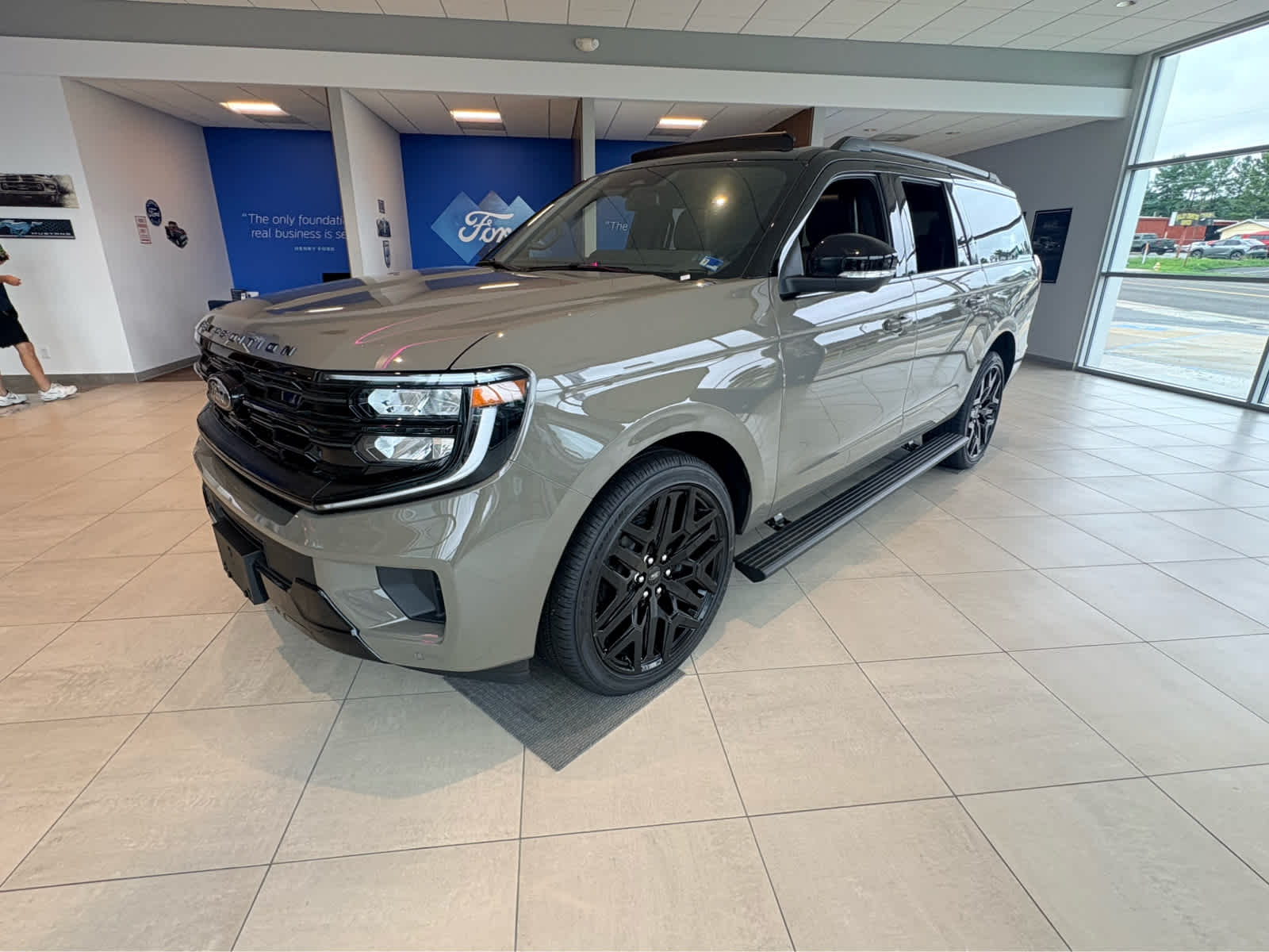 2026 Ford Expedition Max Platinum