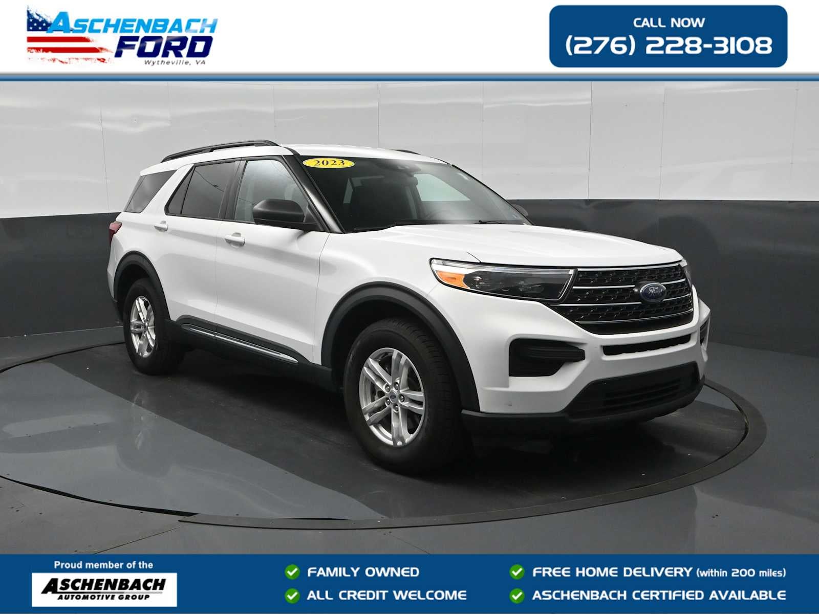 2023 Ford Explorer XLT 4WD's photo