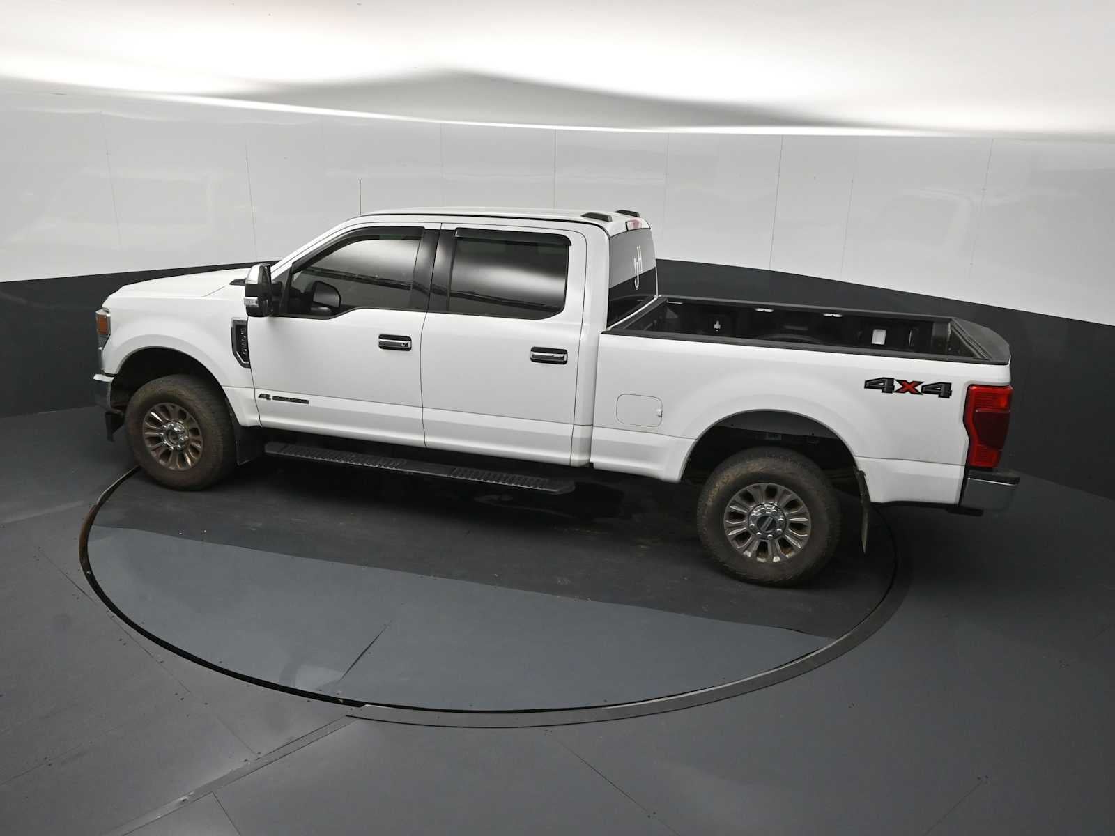 2022 Ford Super Duty F-250 Pickup XLT