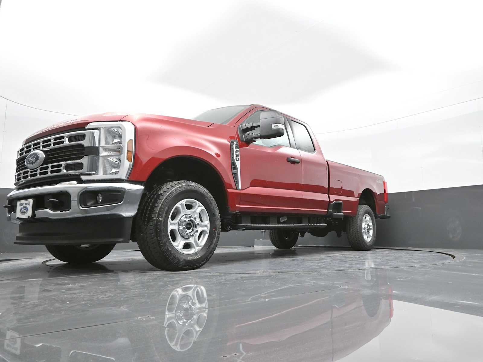 2026 Ford Super Duty F-250 SRW XLT