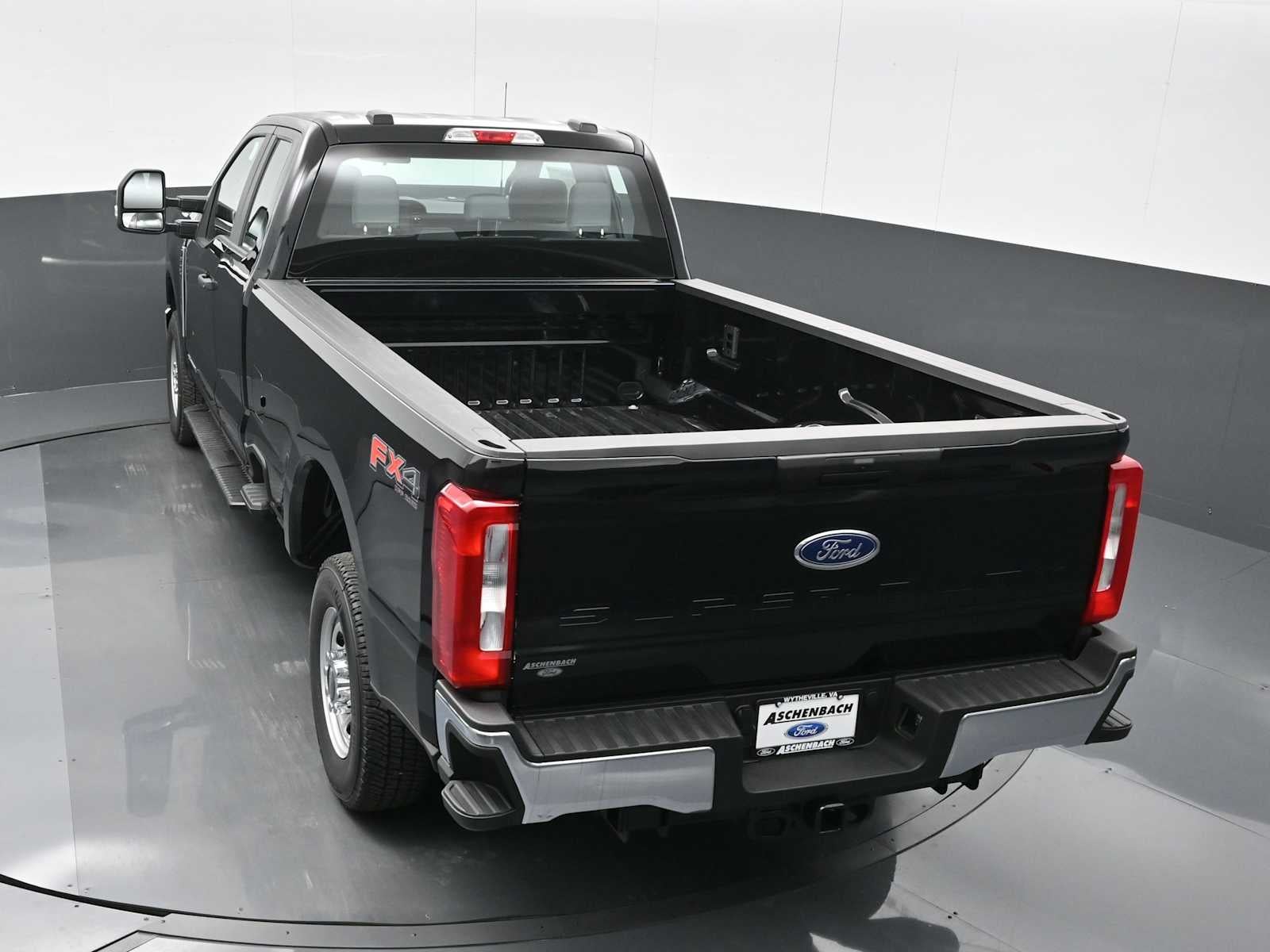 2025 Ford Super Duty F-250 SRW XL