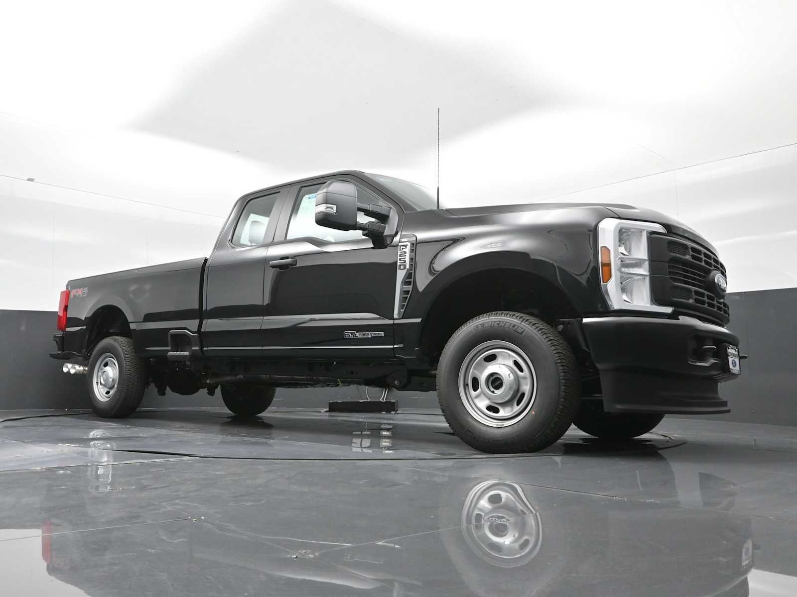 2025 Ford Super Duty F-250 SRW XL