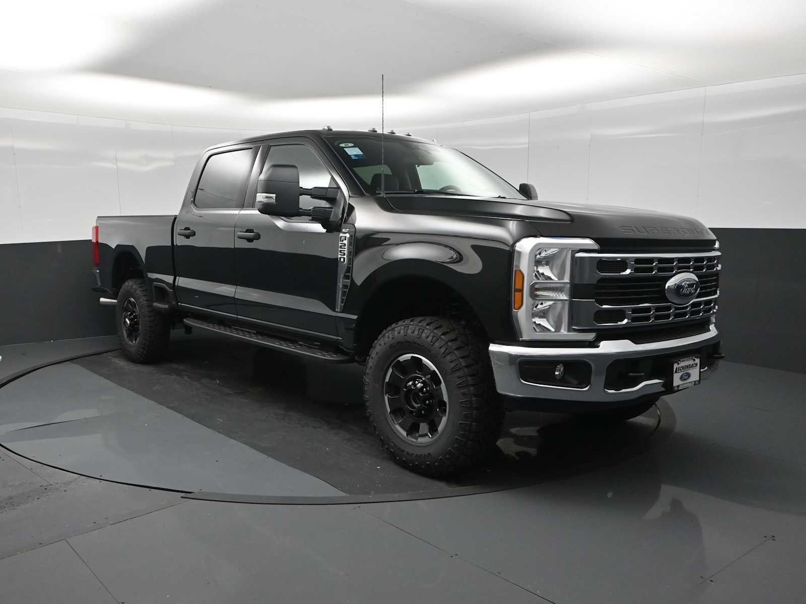 2026 Ford Super Duty F-250 SRW XLT