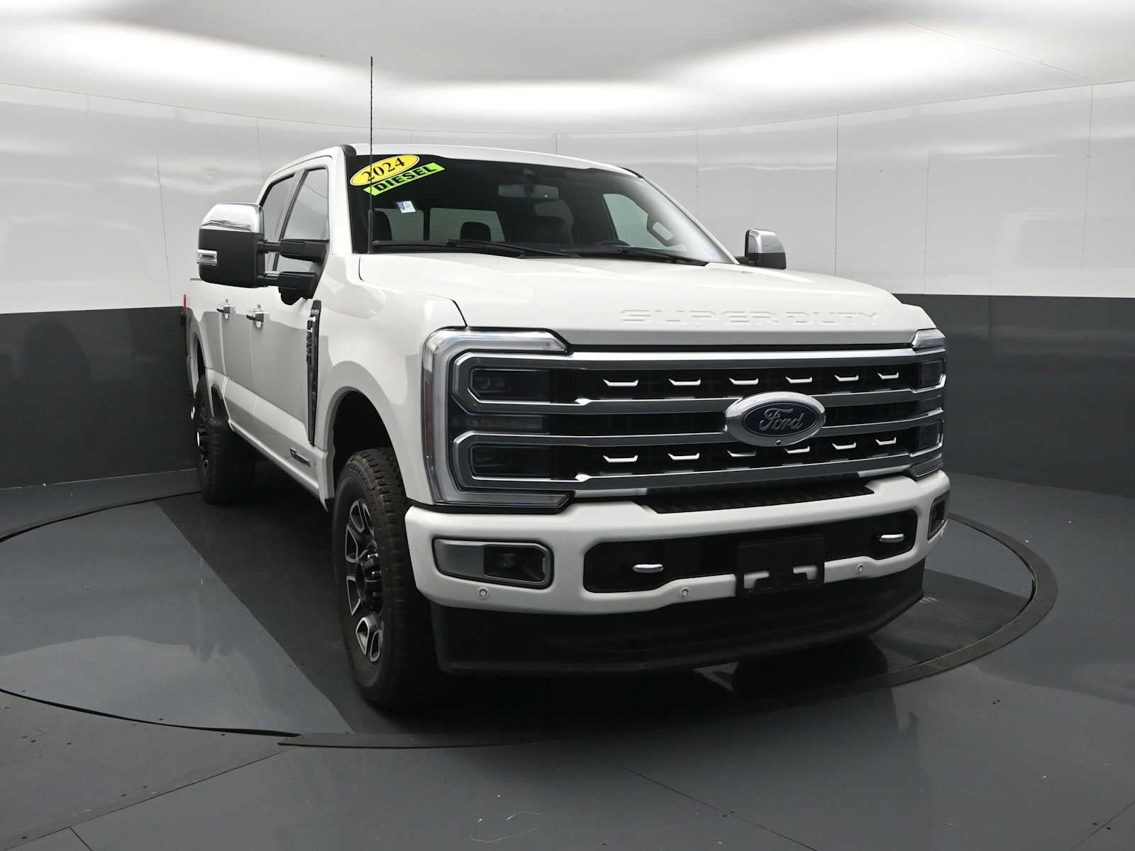 2024 Ford Super Duty F-250 Pickup Platinum