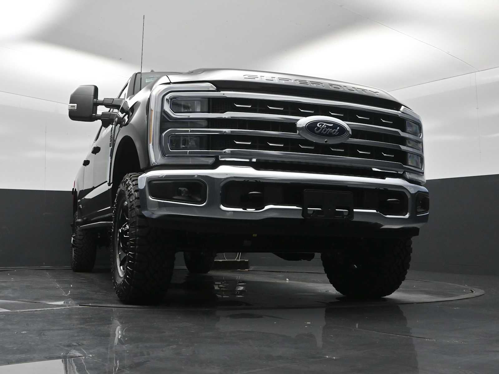 2026 Ford Super Duty F-350 SRW XLT