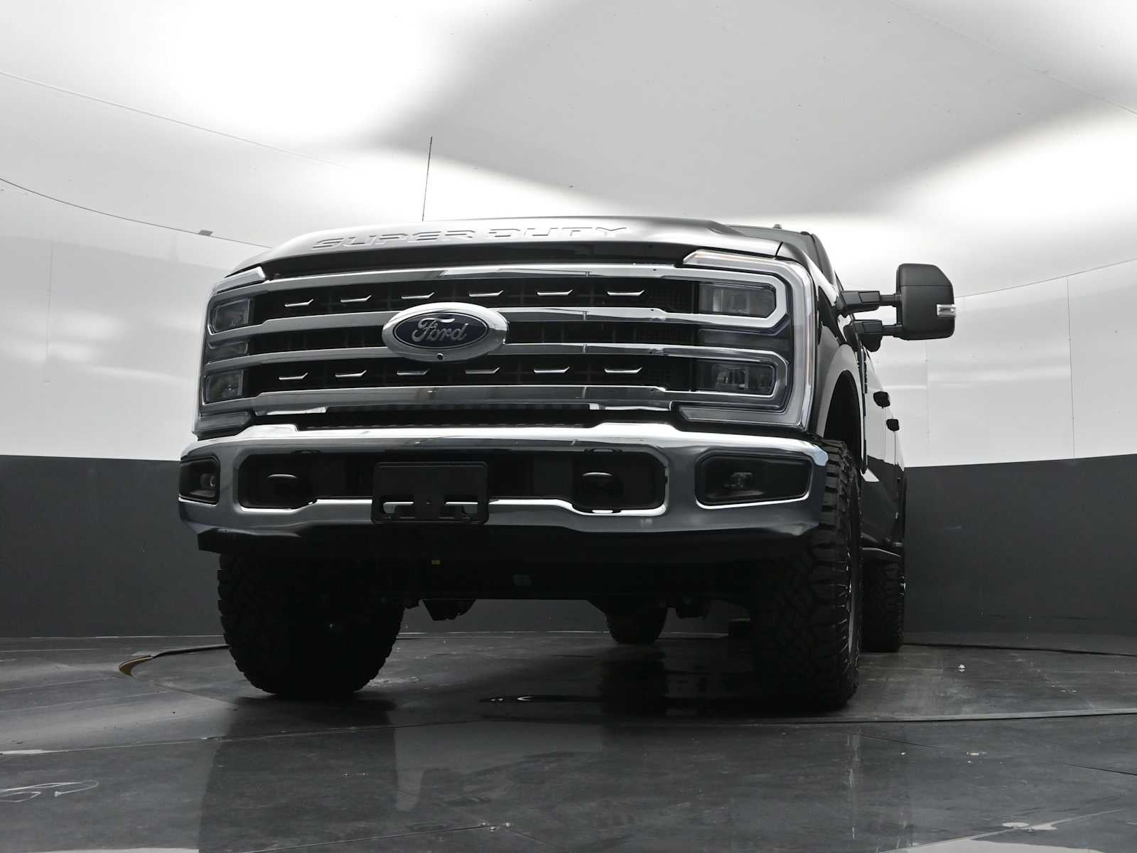 2026 Ford Super Duty F-350 SRW XLT