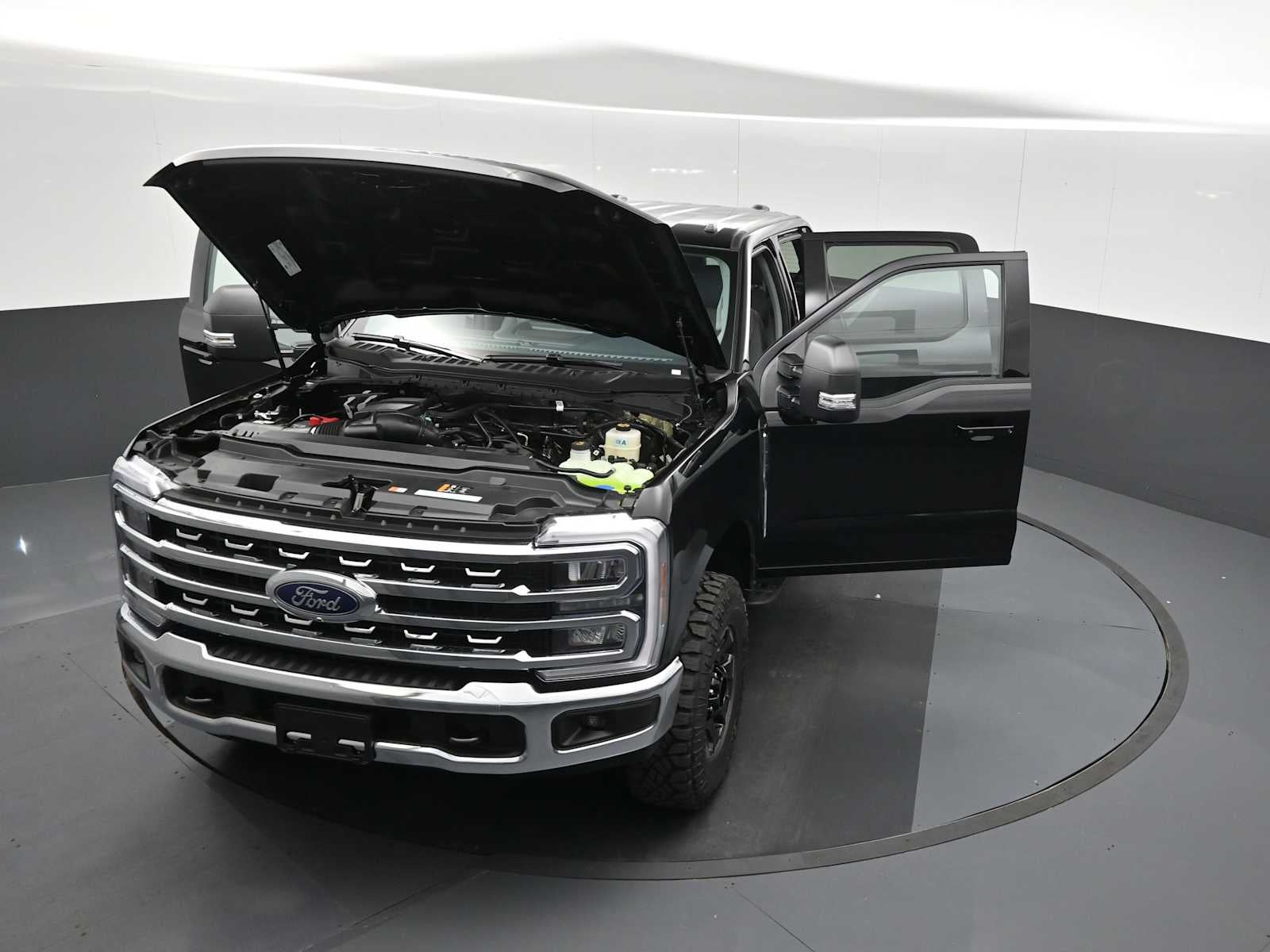 2026 Ford Super Duty F-350 SRW XLT