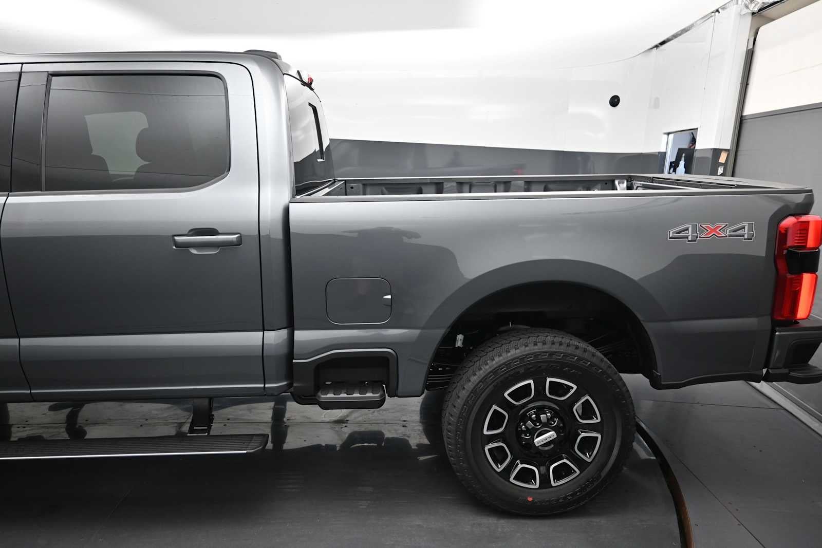 2026 Ford Super Duty F-350 SRW Platinum