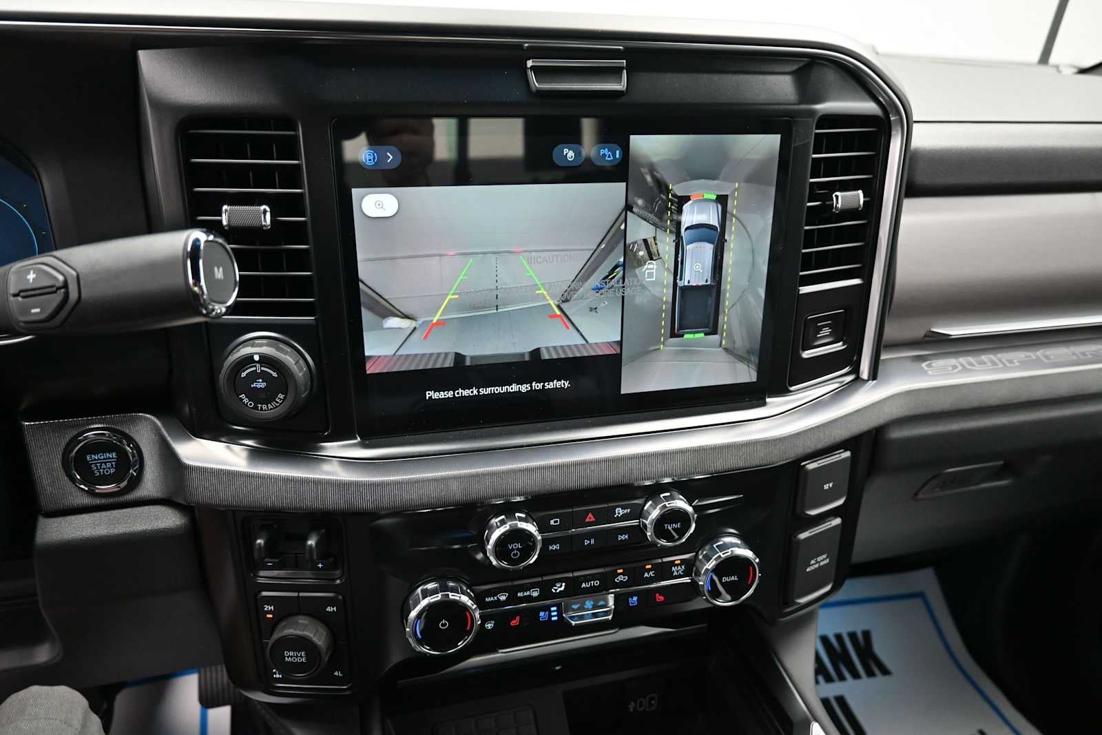 2026 Ford Super Duty F-350 SRW Platinum