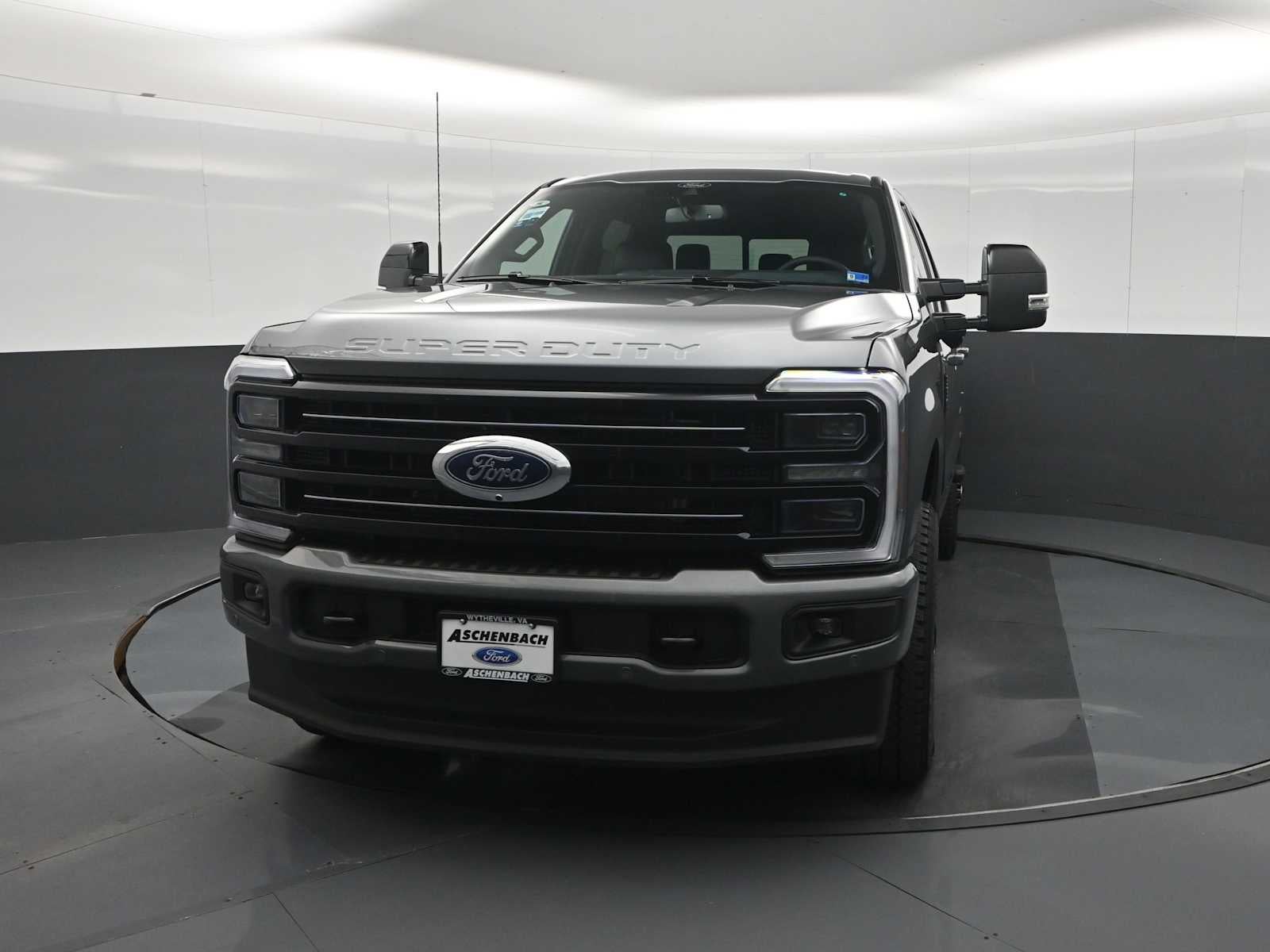 2026 Ford Super Duty F-350 SRW Platinum