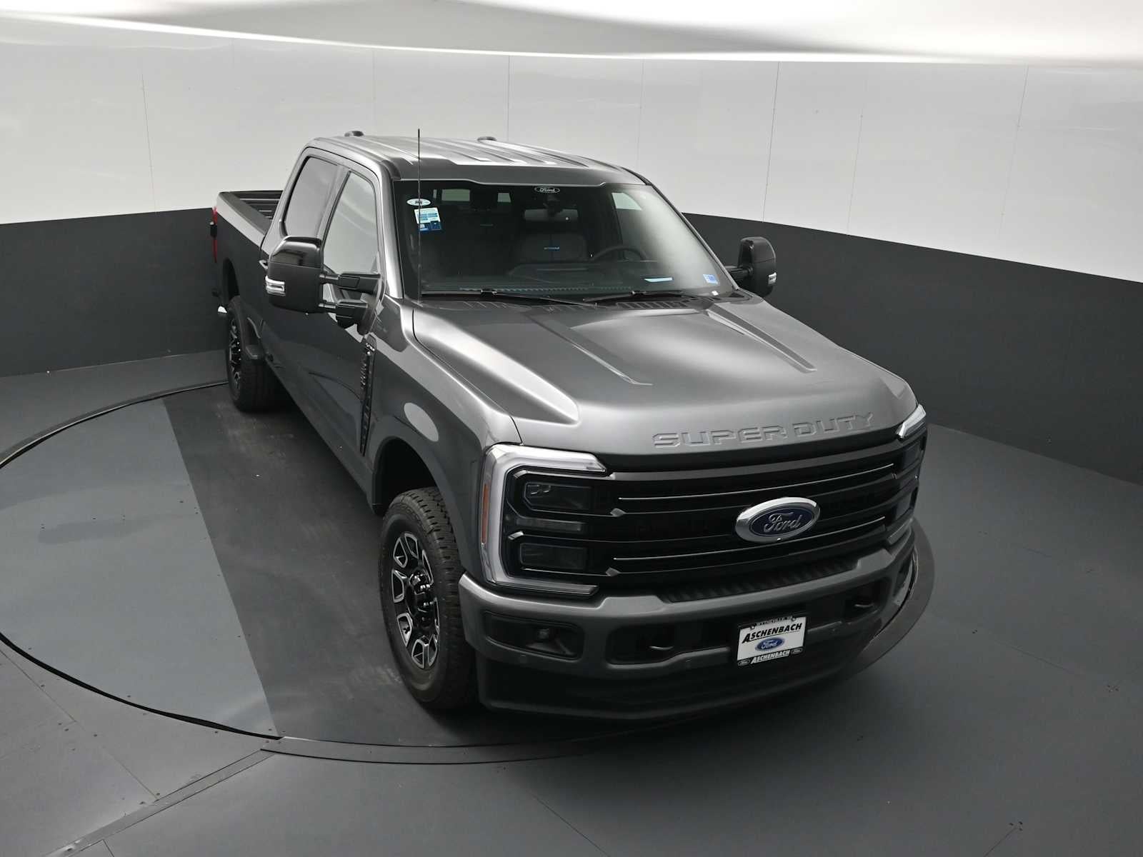 2026 Ford Super Duty F-350 SRW Platinum