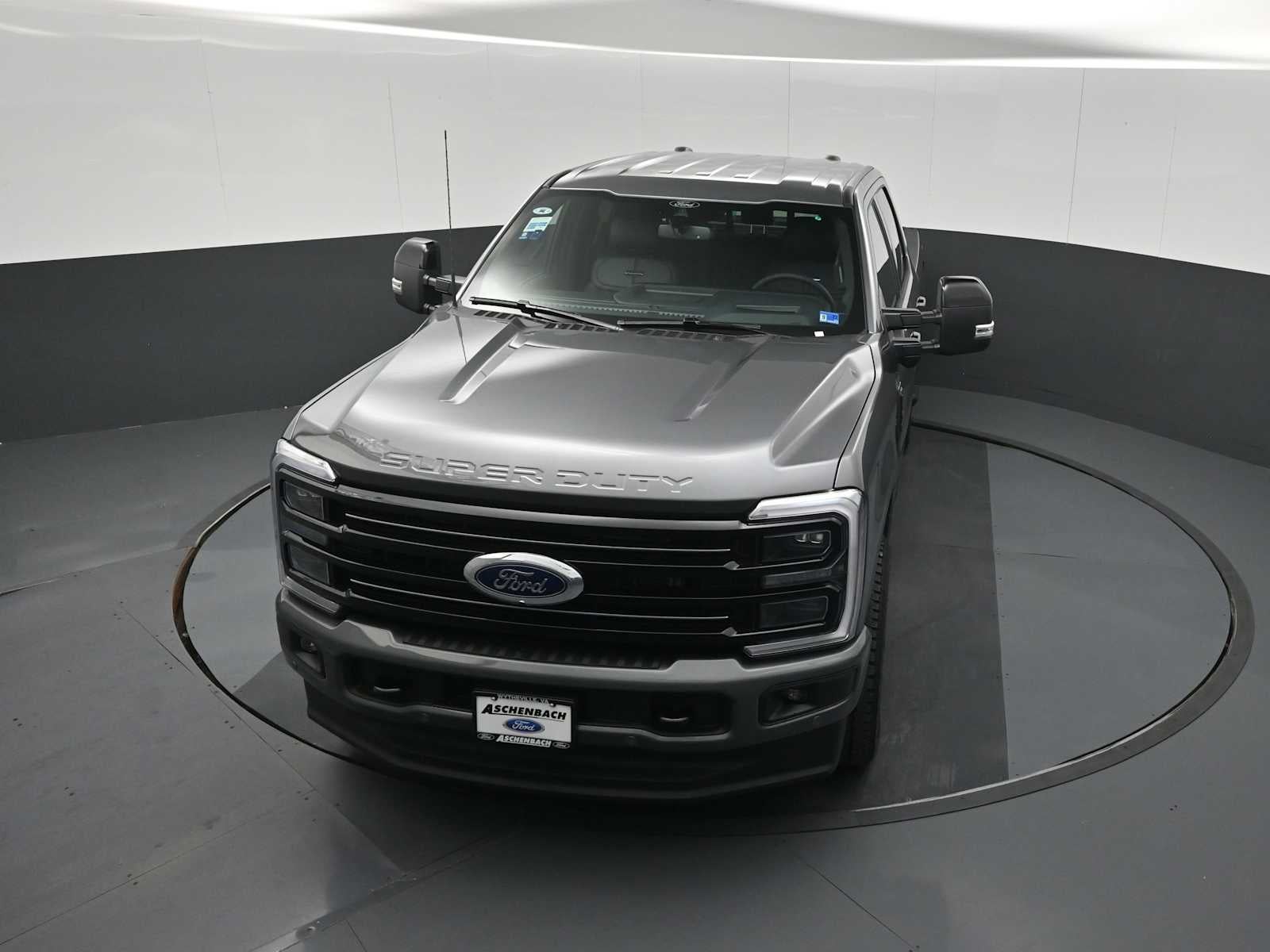 2026 Ford Super Duty F-350 SRW Platinum