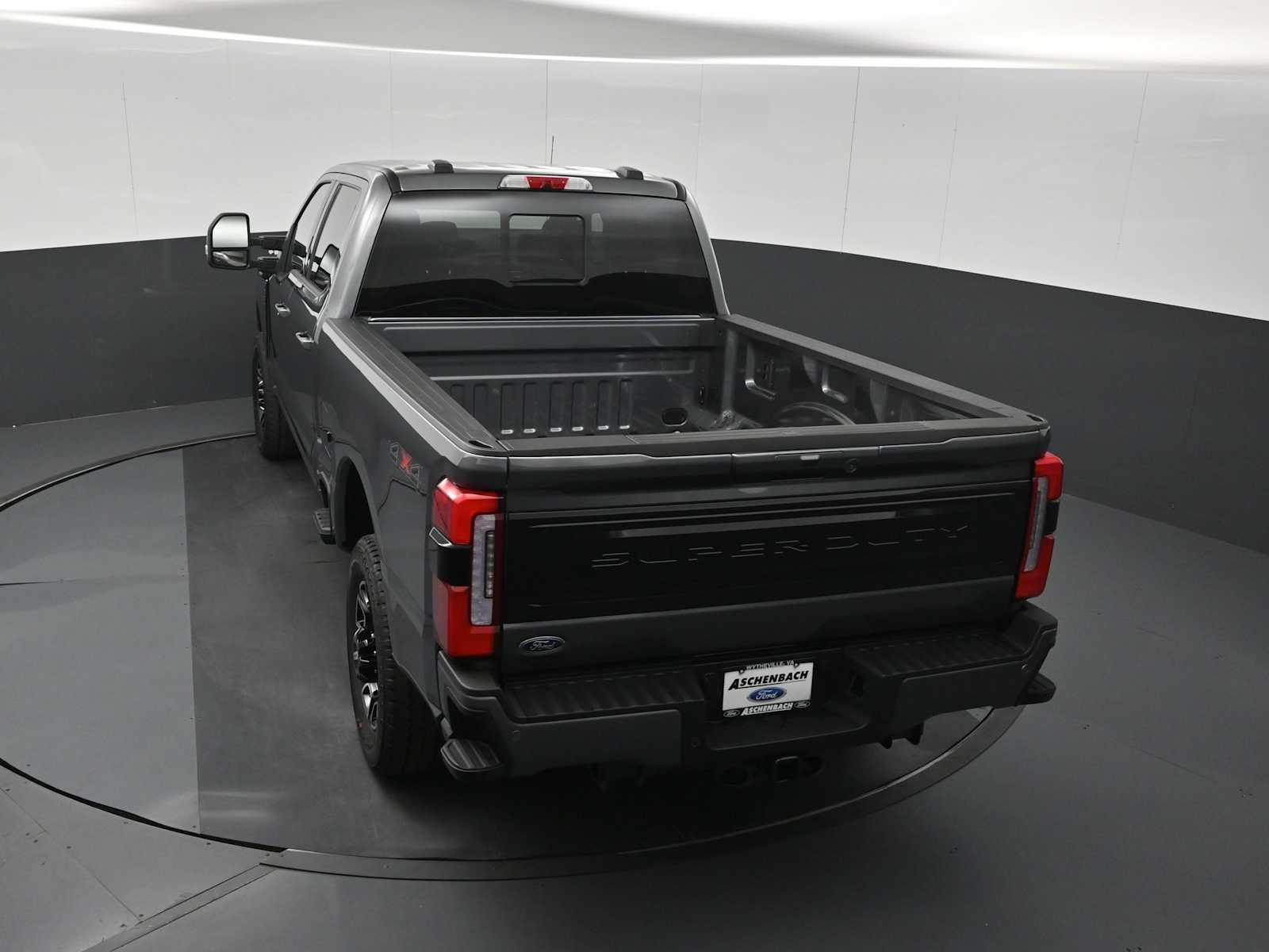 2026 Ford Super Duty F-350 SRW Platinum