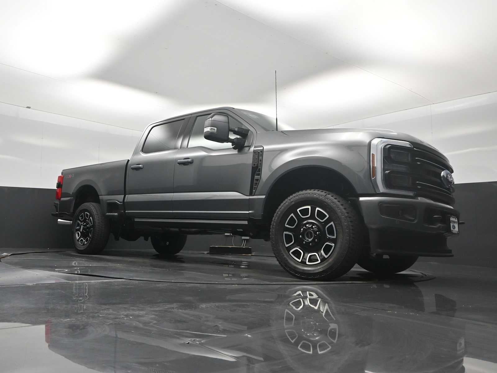 2026 Ford Super Duty F-350 SRW Platinum