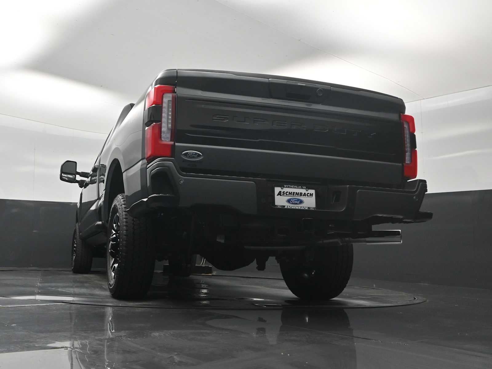 2026 Ford Super Duty F-350 SRW Platinum