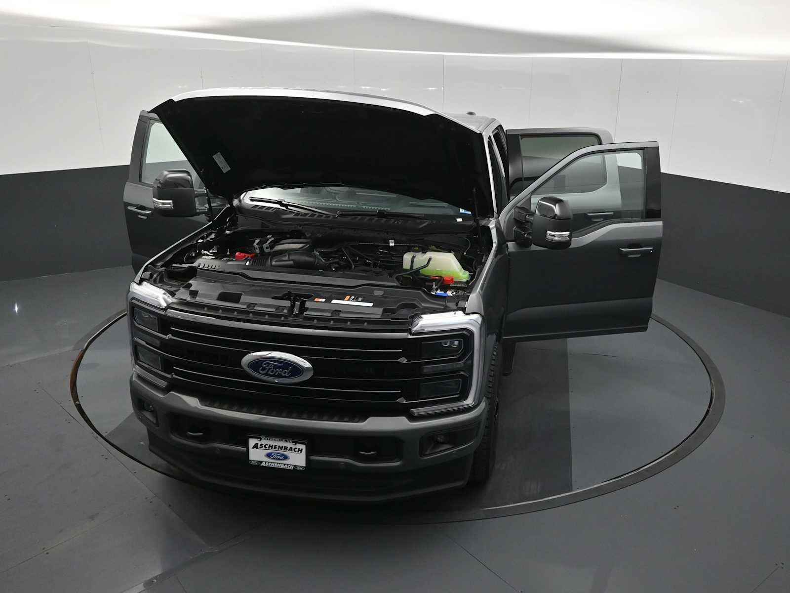 2026 Ford Super Duty F-350 SRW Platinum
