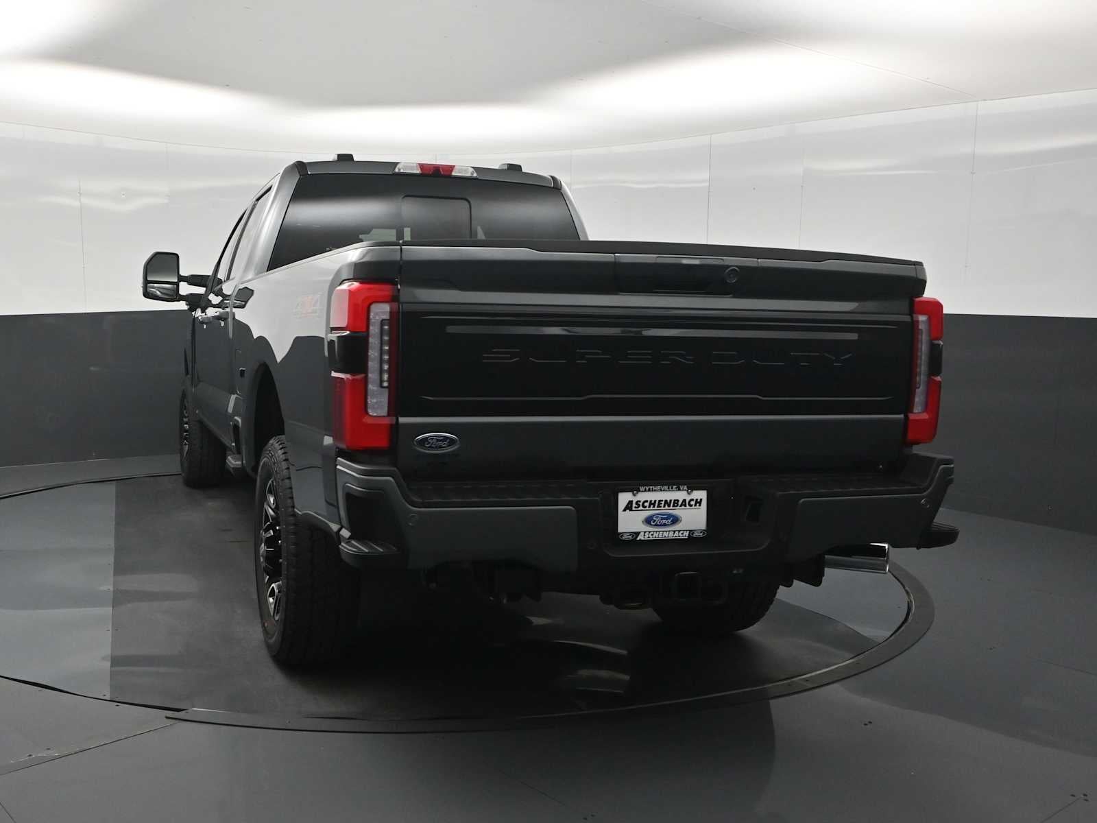 2026 Ford Super Duty F-350 SRW Platinum
